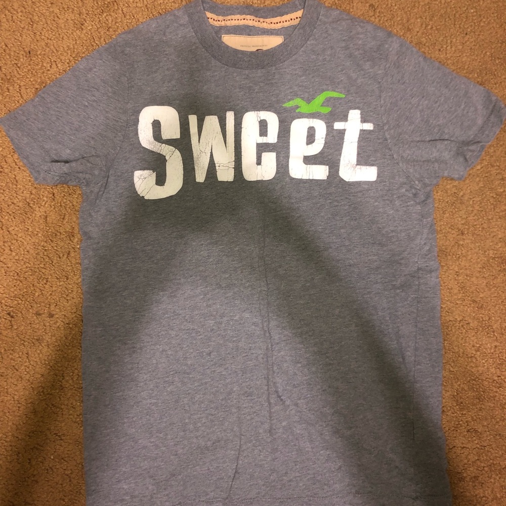 Hollister small T-shirt